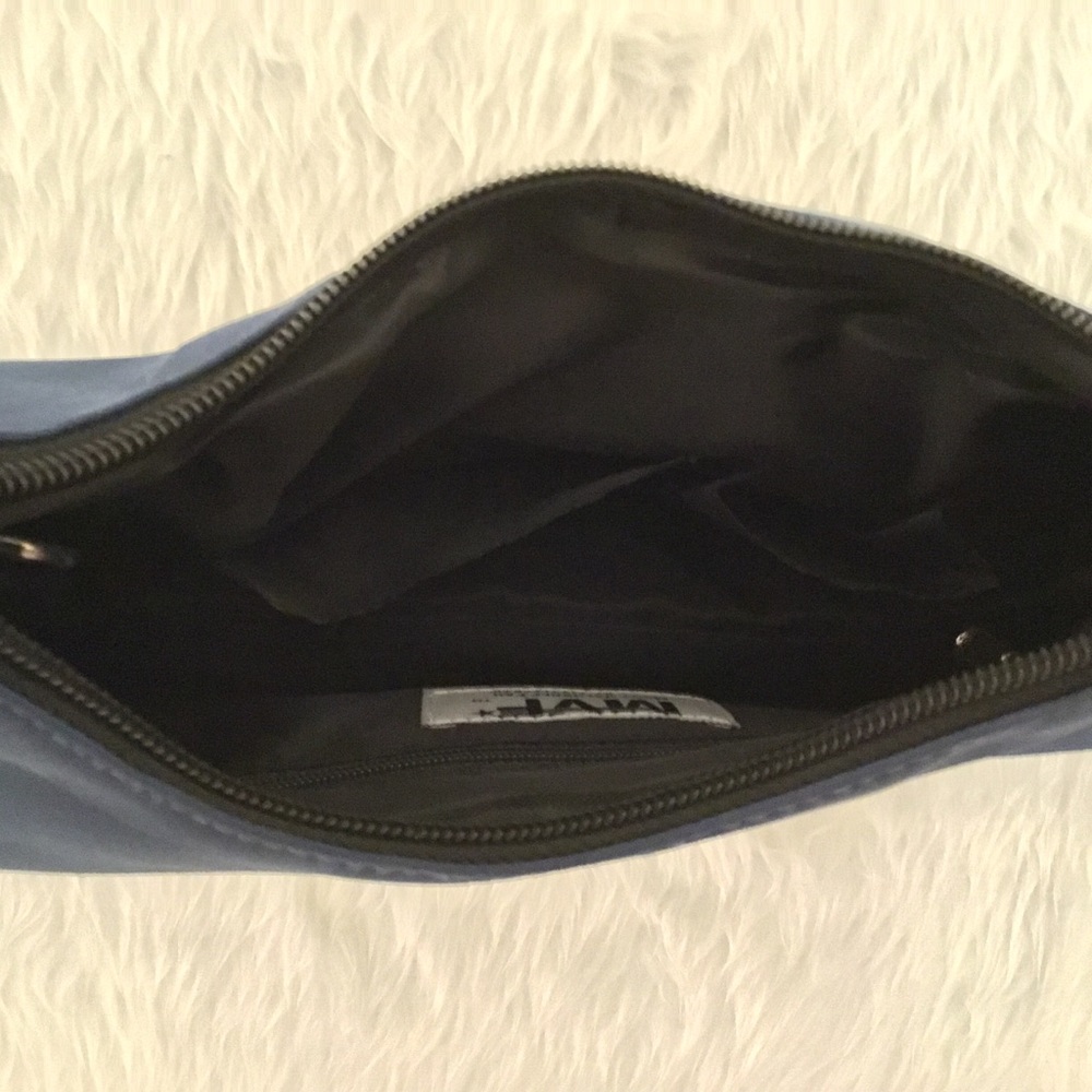 University of Michigan Logo hobo Handbag NWT - Picture 7 of 7